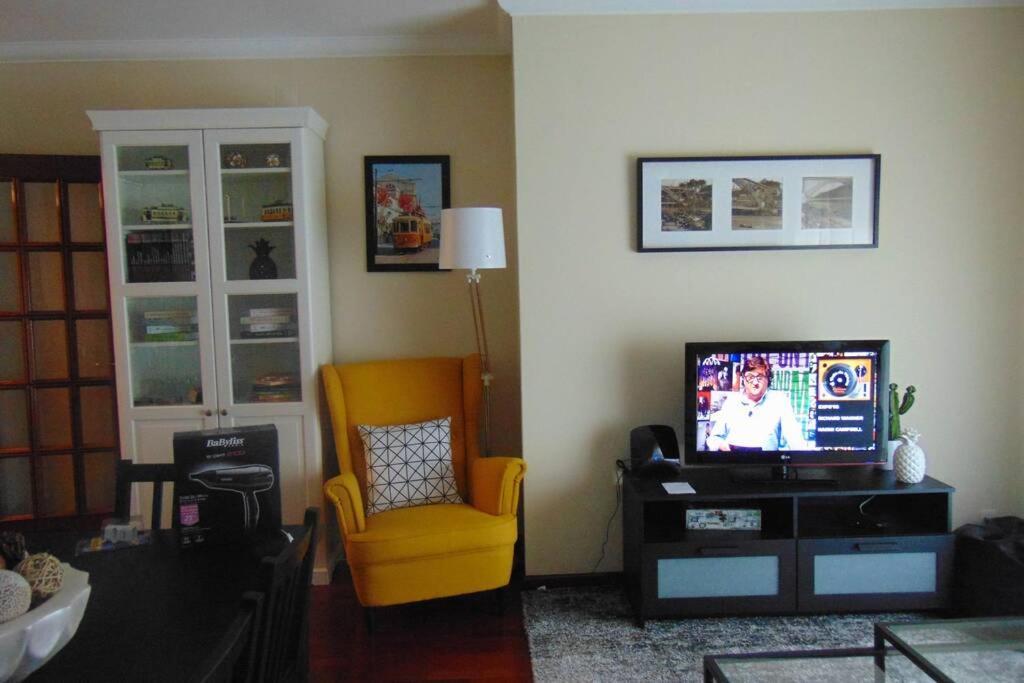 East House Apartment